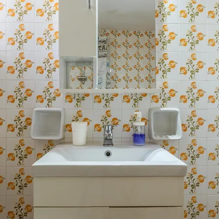 Margaret House Isterni (Paros)